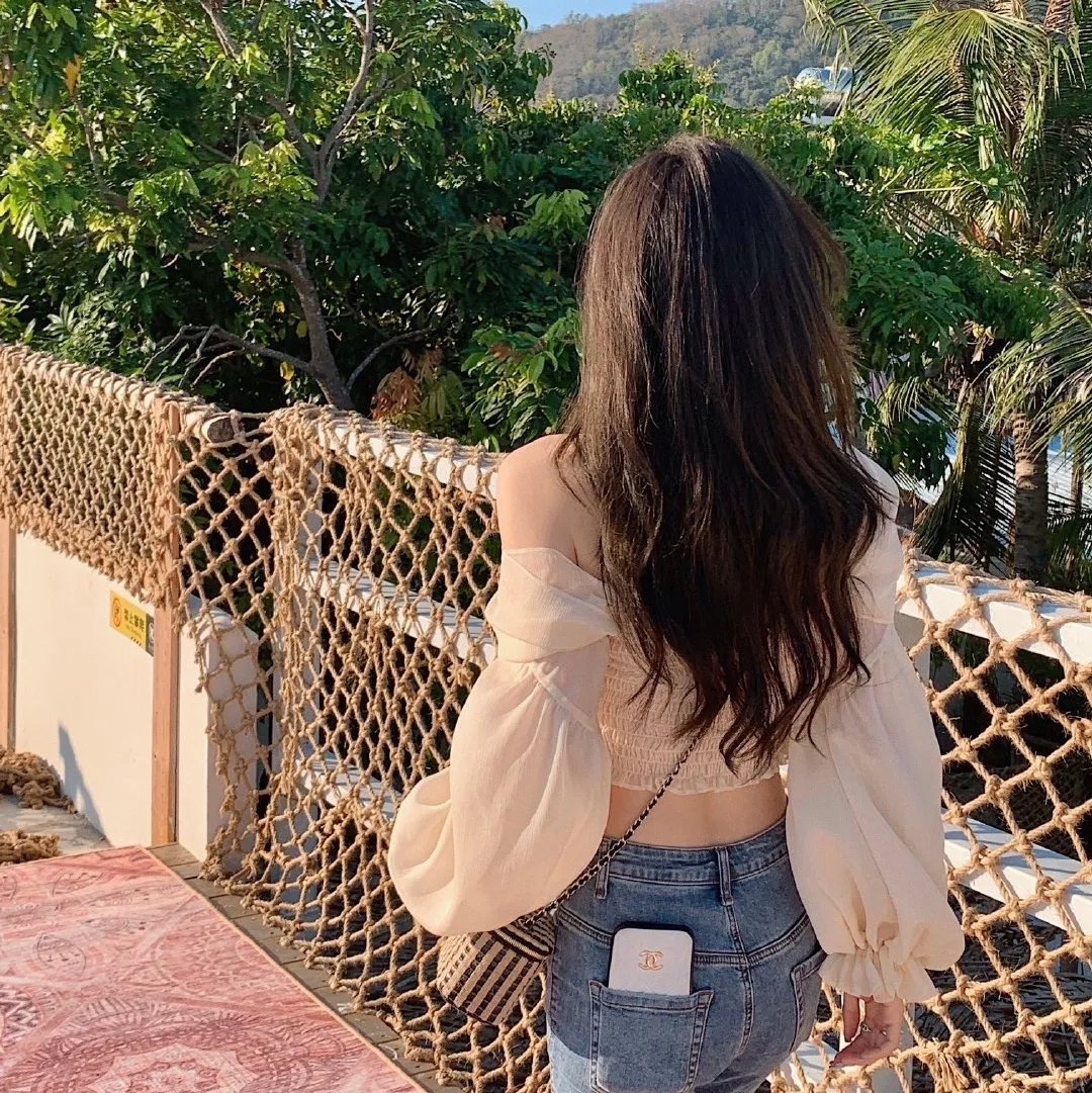 当爱隐于夜色中